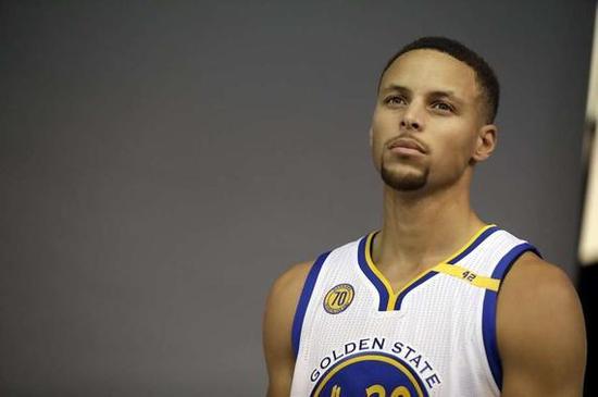 沈阳市代表队勇夺辽宁省退役军人运动会团体第一名（沈阳代表队斩获辽宁省退役军人运动会团体冠军）