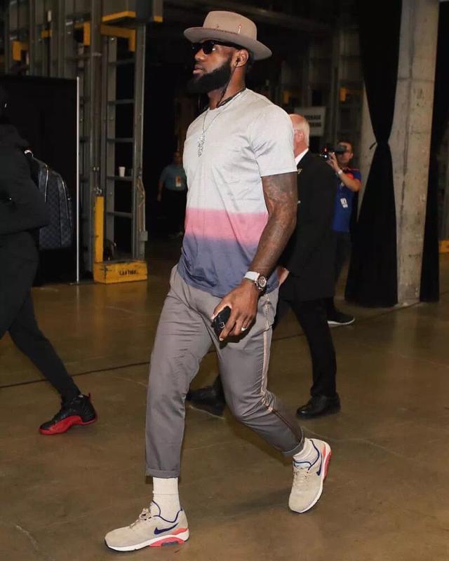 记者：由于格雷茨卡的未来不明朗，拜仁将巴莱巴加入引援清单（记者：格雷茨卡前景未定，拜仁将巴莱巴列入引援候选名单）