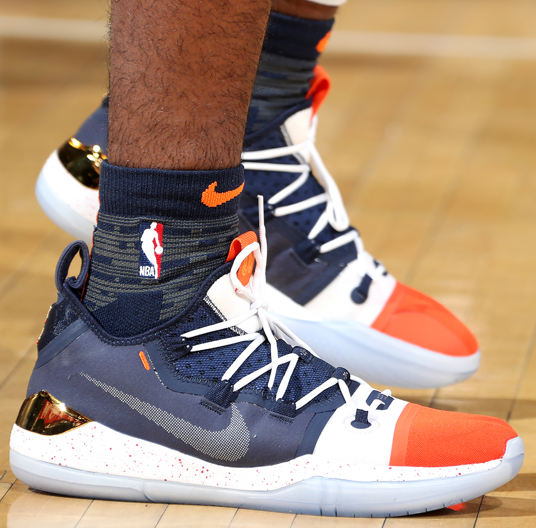 拜仁将创下德甲44轮连续领跑纪录，打破自己1973年创造的纪录（拜仁将连续44轮领跑德甲，刷新1973年自创纪录）