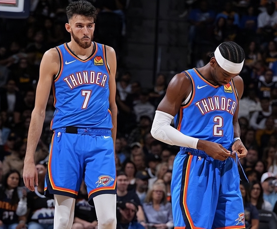 真是苦命鸳鸯...曼联0-1埃弗顿Man Utd...（红魔再遭打击：曼联0-1不敌埃弗顿）