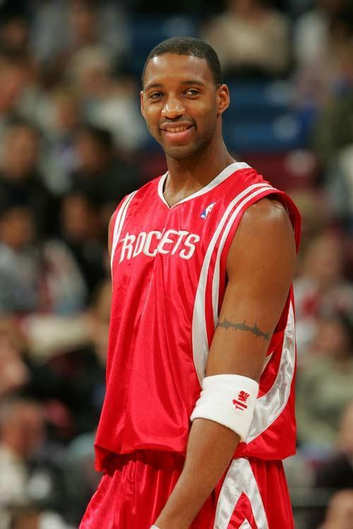 哑火，阿尔瓦雷斯近5场西甲比赛0球0助，近4场仅射门3次（状态低迷：阿尔瓦雷斯近5轮西甲0进球0助攻，近4战仅3次射门）