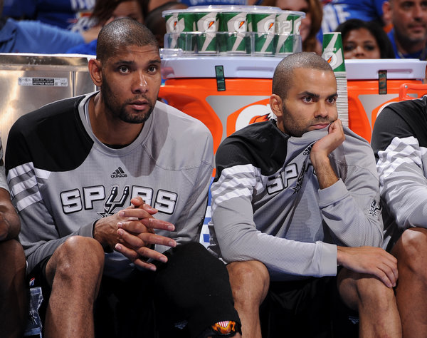 中超赛程更新：关注榜首之争,（中超最新赛程：聚焦榜首对决）