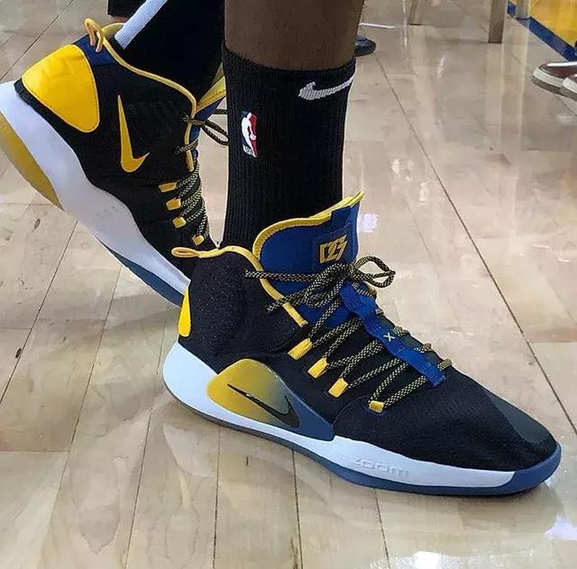 祸从口出！官方：多次争议言论，艾梅加被斯特拉斯堡队内禁赛（斯特拉斯堡官宣：艾梅加因多次争议言论被队内停赛）